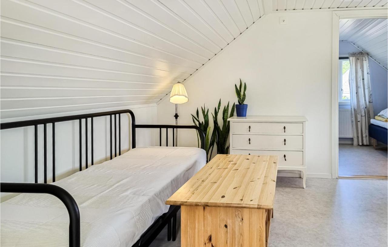 Stunning Apartment In Gullspang With Wifi Esterno foto